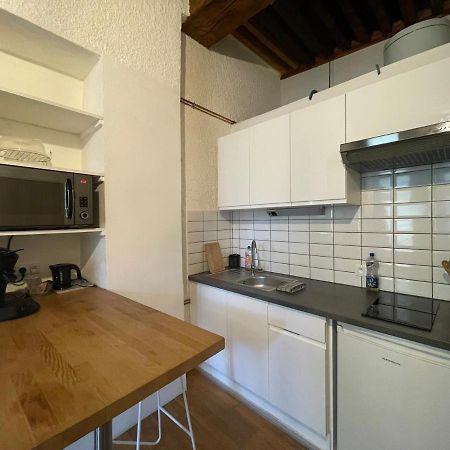Studio Vieille Ville Μπεζανσόν Εξωτερικό φωτογραφία